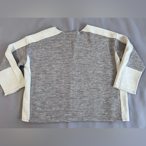 J. Crew Gray / Cream Acrylic Wool Blend Sweater Sz Medium Women’s - Picture 8 of 11